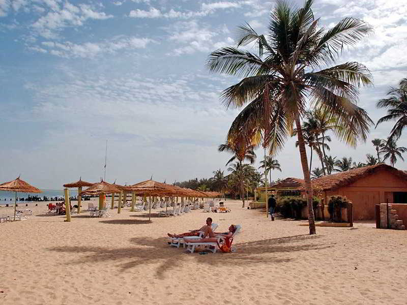 Sunbeach Hotel & Resort Bakau ภายนอก รูปภาพ